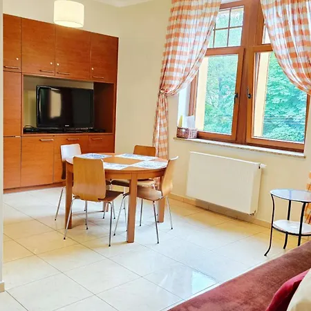 Apartamenty Jozefina W Willi Jozefina Apartment *